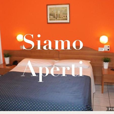 Hotel Catalani E Madrid Milano Eksteriør billede