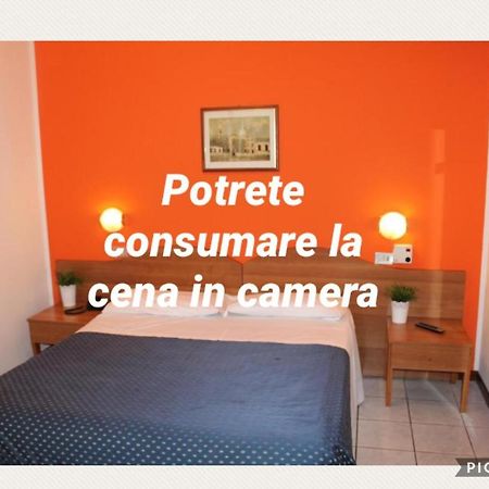 Hotel Catalani E Madrid Milano Eksteriør billede