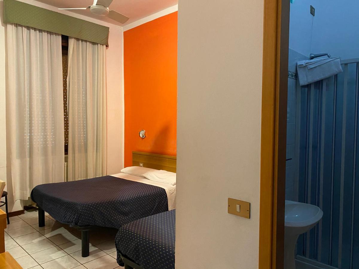 Hotel Catalani E Madrid Milano Eksteriør billede