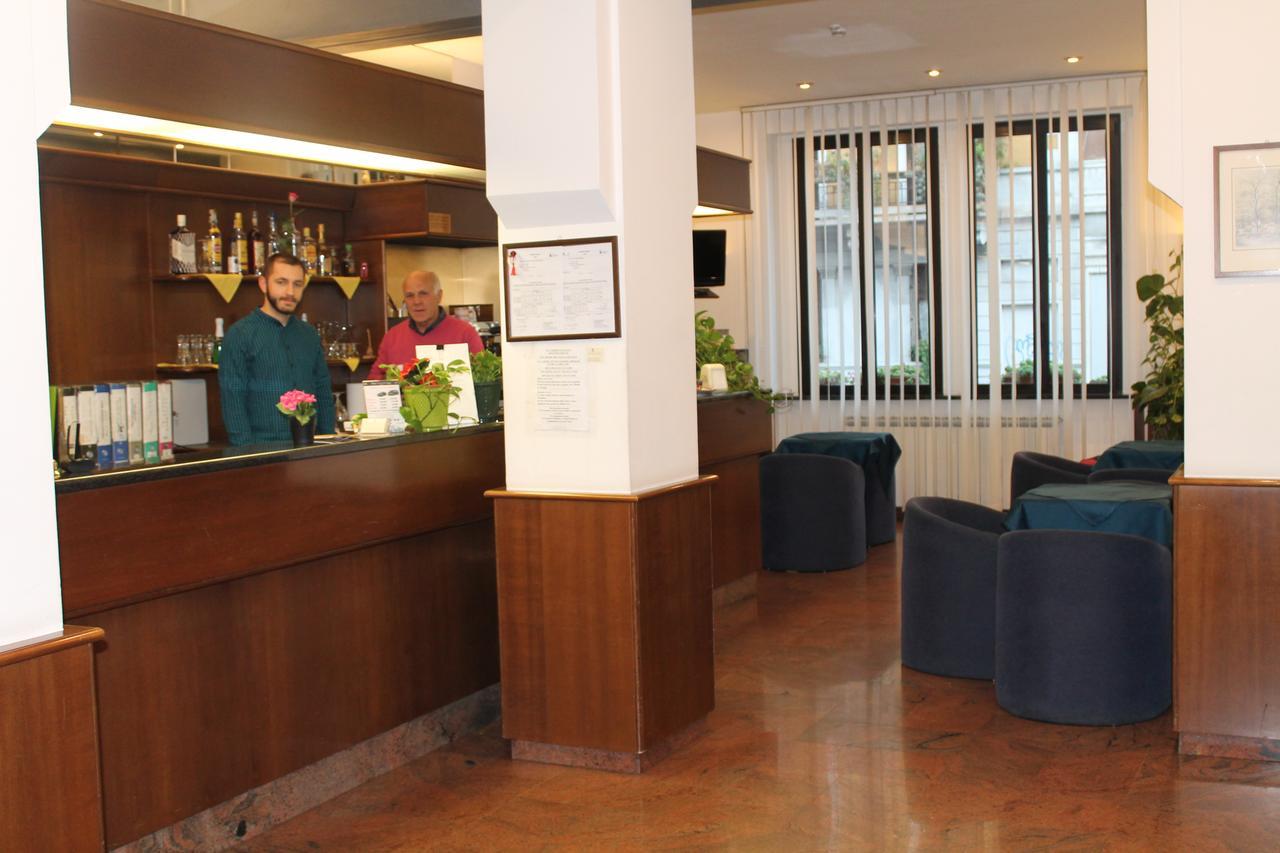 Hotel Catalani E Madrid Milano Eksteriør billede