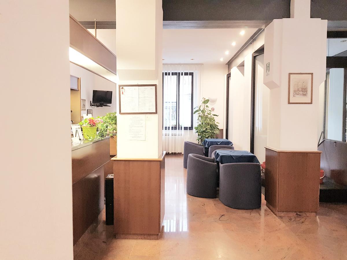 Hotel Catalani E Madrid Milano Eksteriør billede