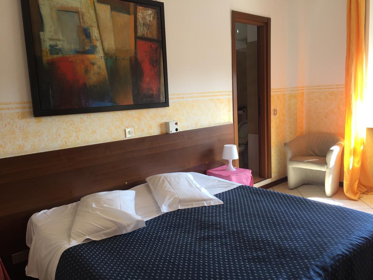 Hotel Catalani E Madrid Milano Eksteriør billede