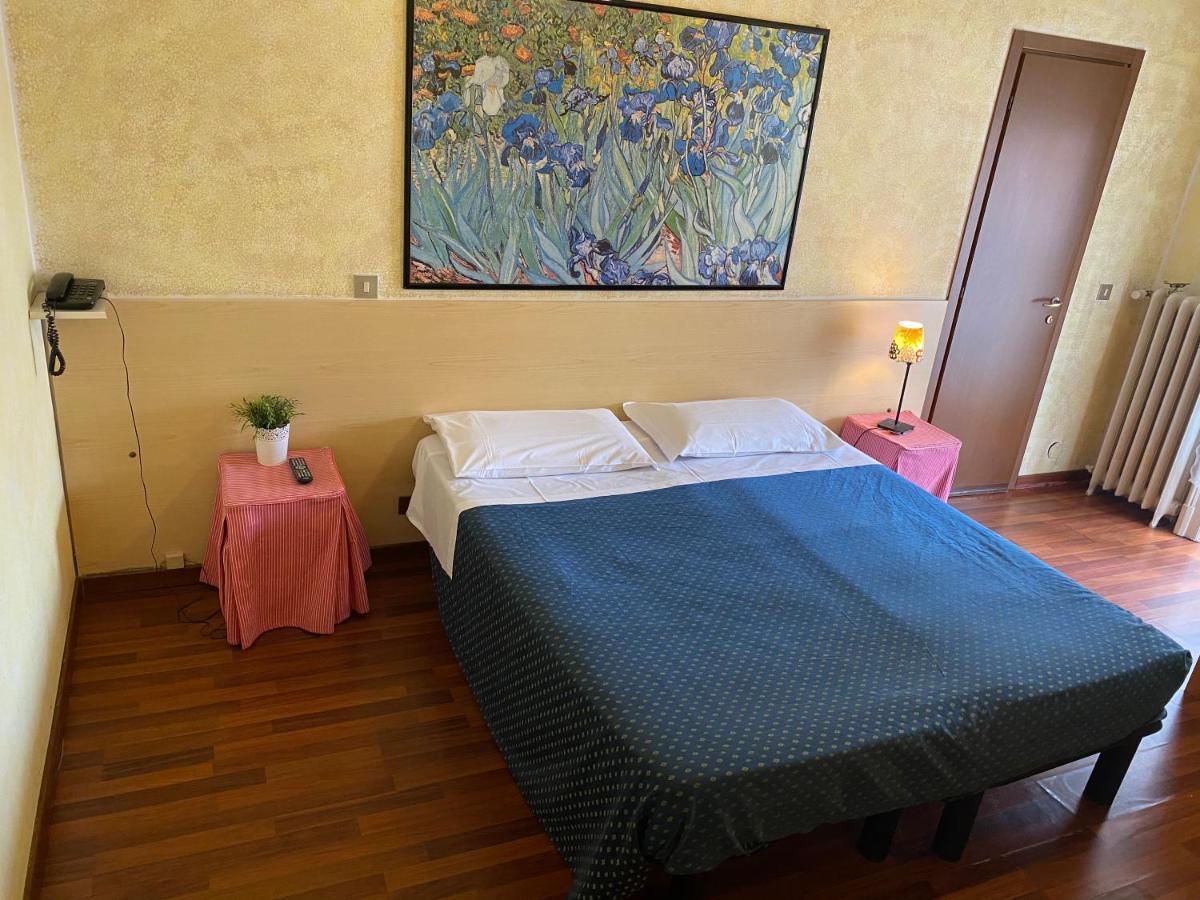 Hotel Catalani E Madrid Milano Eksteriør billede